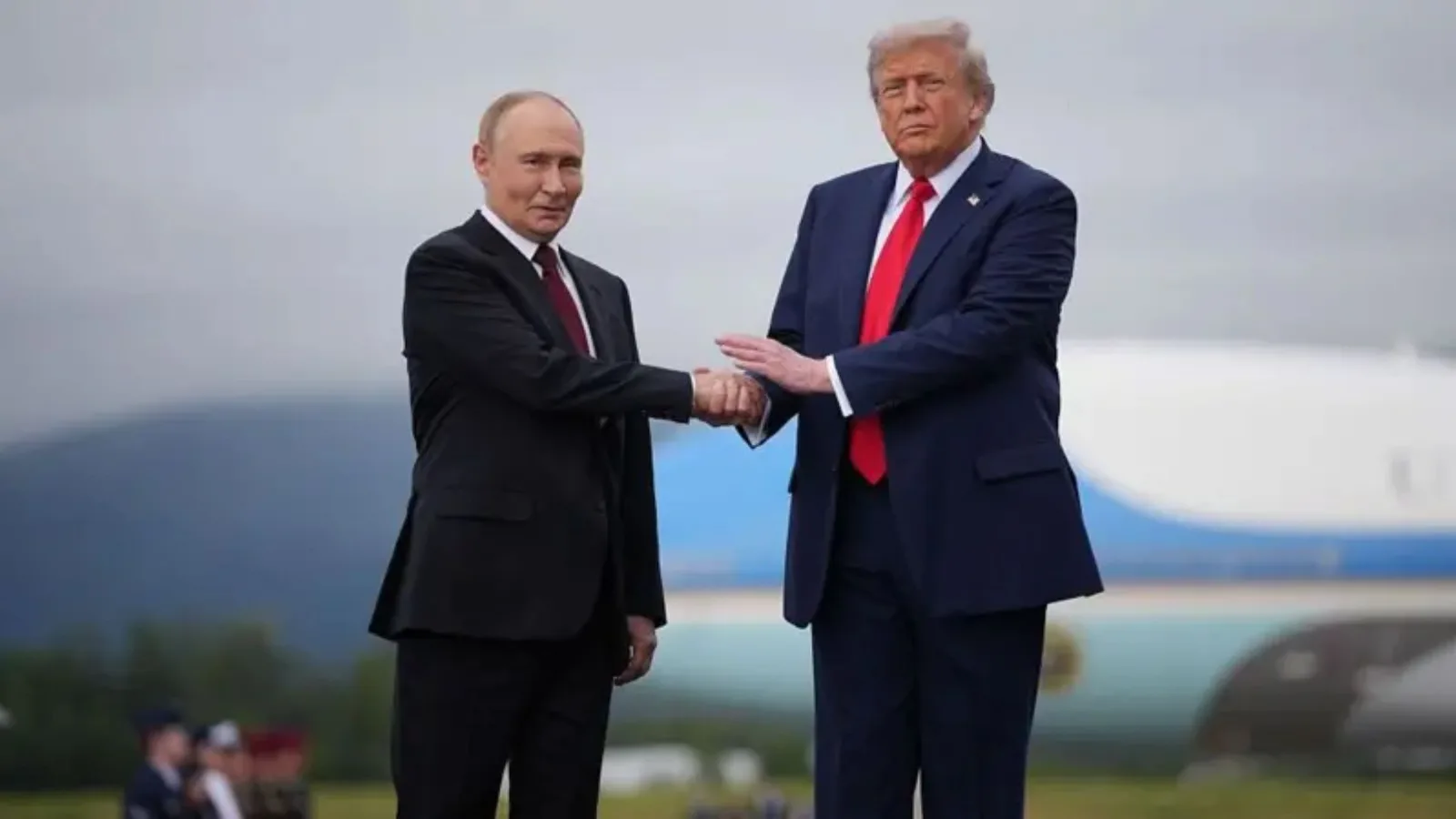 Senadores contestam acordo de Trump para importar diesel da Rússia
