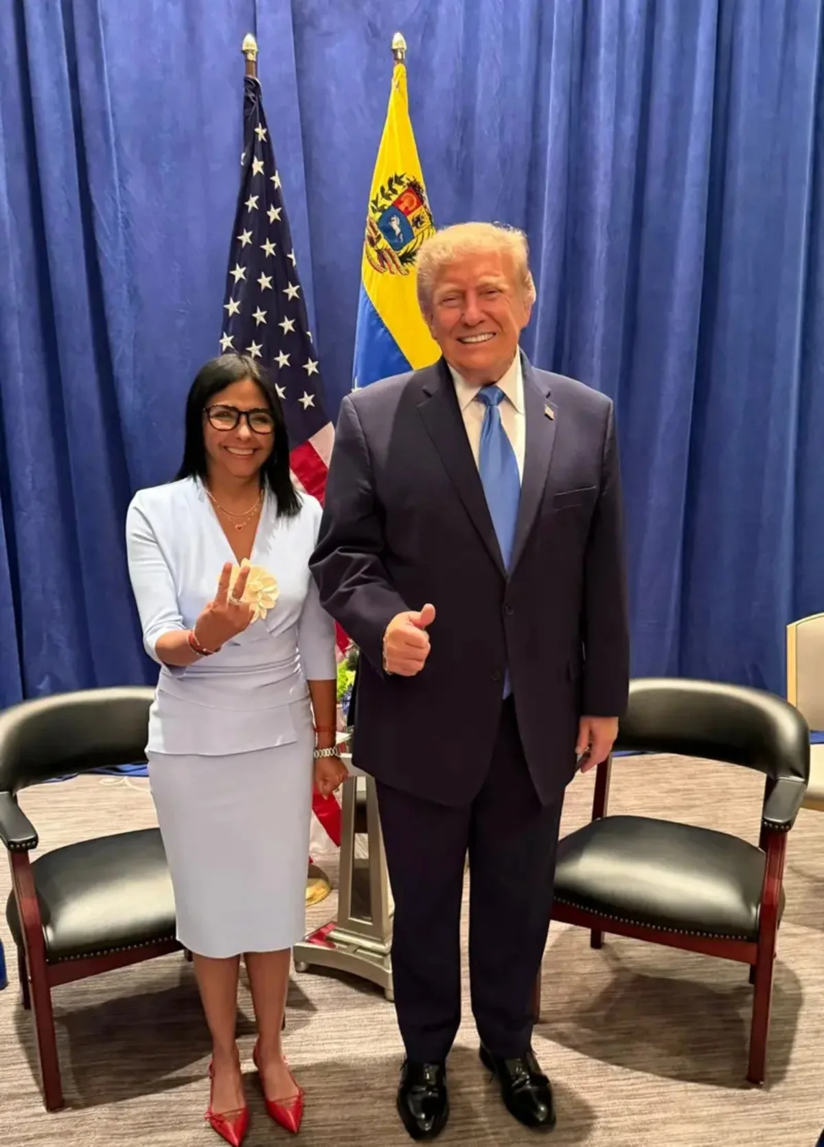 Encontro em Nova York consolida aliança entre Trump e governo interino venezuelano
