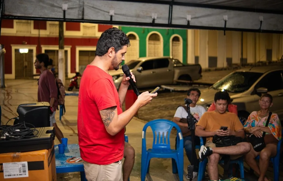 Sarau reúne poesia falada com entrada gratuita na Pedreira, em Belém