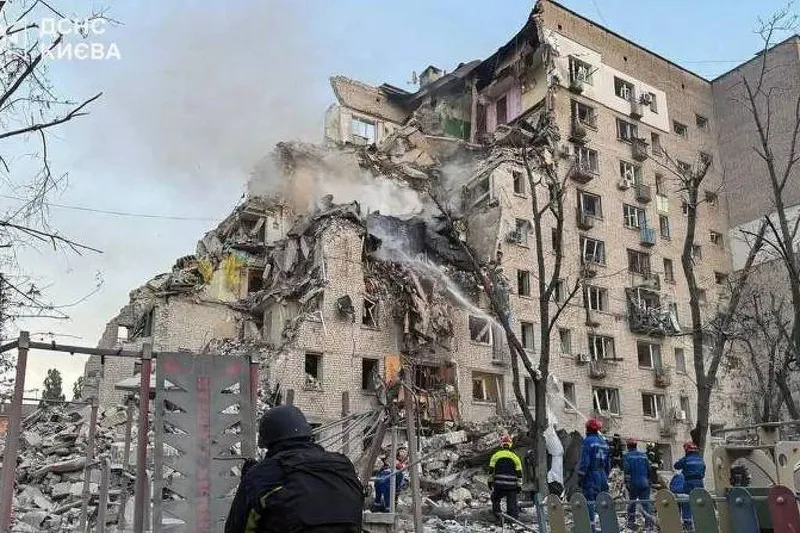Mísseis balísticos reduzem tempo de reação dos moradores de Kiev