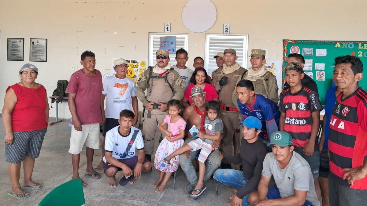 Buscas por mata e trilhas levam bombeiros a idoso em Parintins