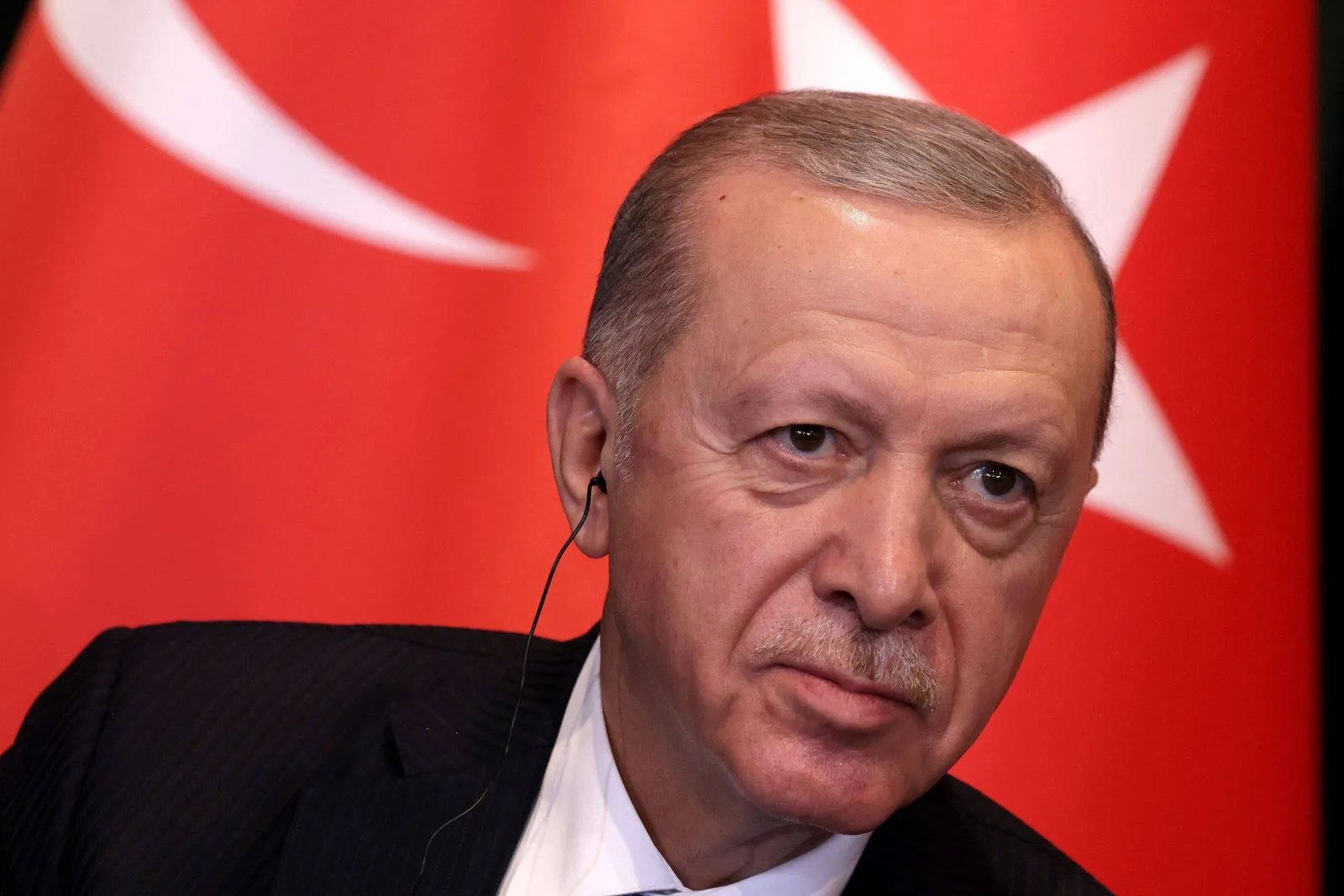 Erdogan sinaliza candidatura em eleição antecipada para abril de 2028