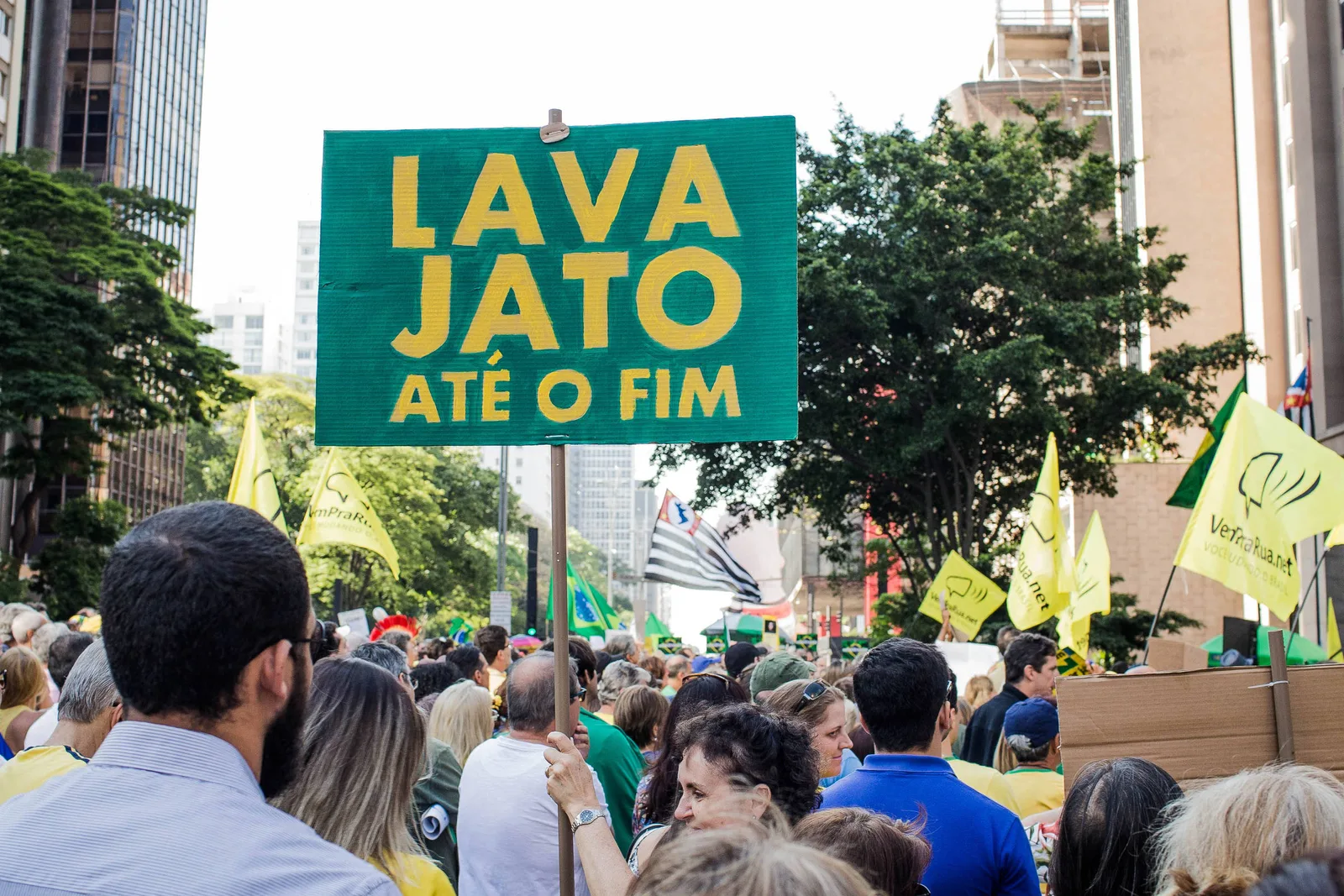 Master expõe crise no STF, enquanto Lava Jato avançou com condenações