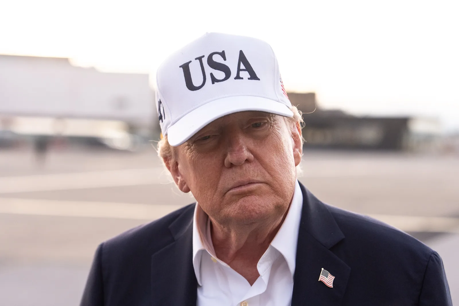 Fed eleva juros, e Trump prevê perda de US$ 1,5 trilhão anual