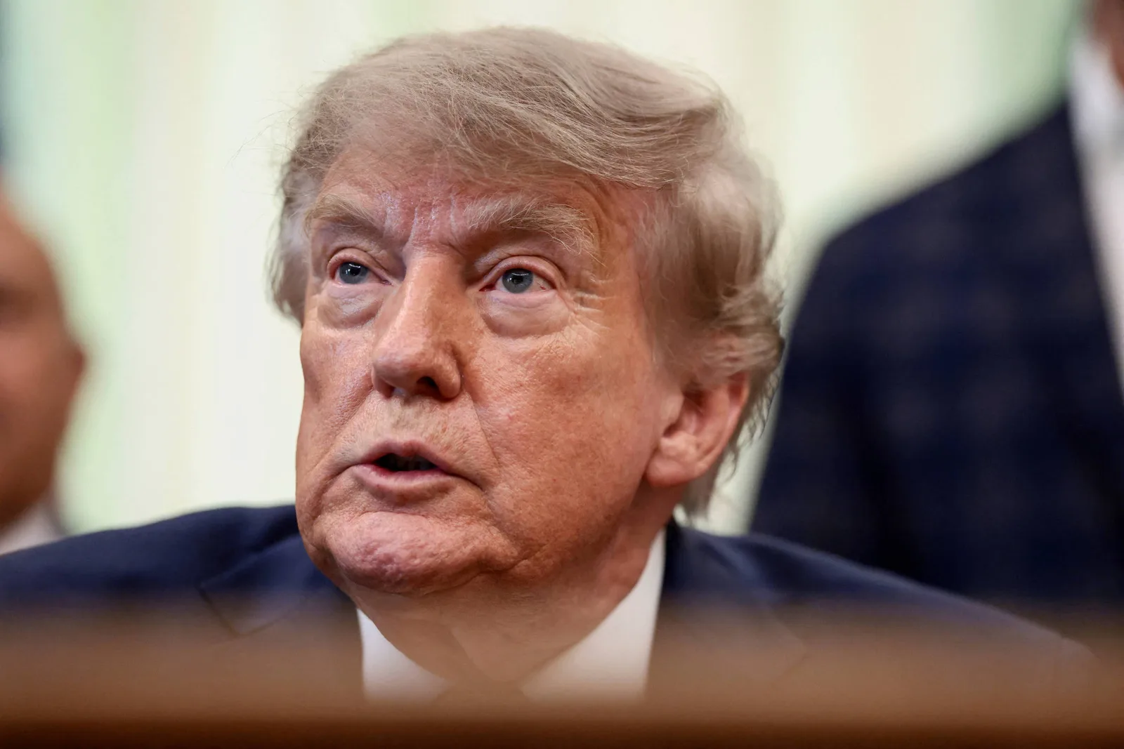 Suprema Corte dos EUA barra regra de Trump para voto pelo correio