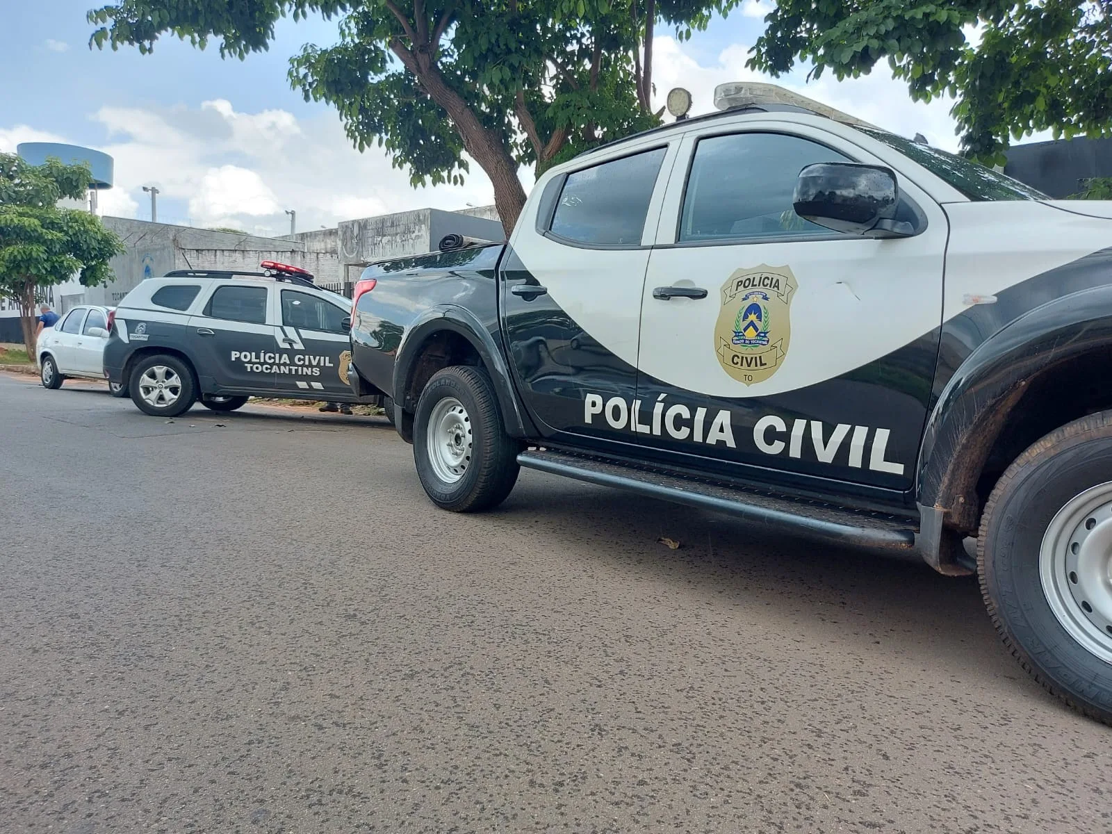 Buscas em investigação sobre seguro apreendem arma e munições no Tocantins