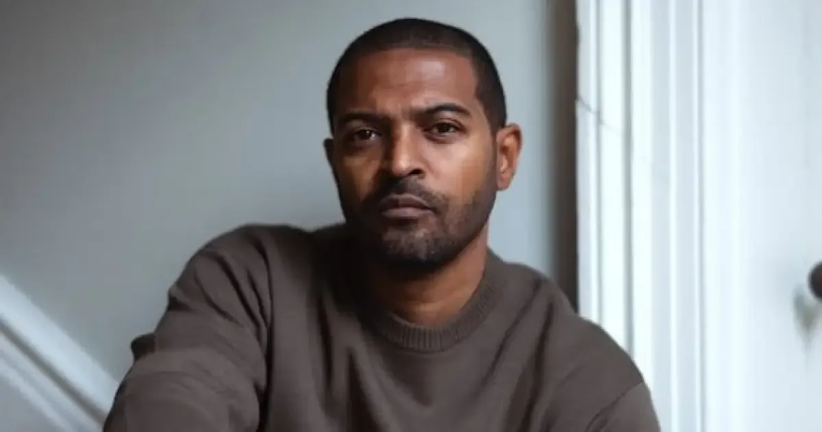 Noel Clarke é formalmente acusado de seis crimes sexuais no Reino Unido
