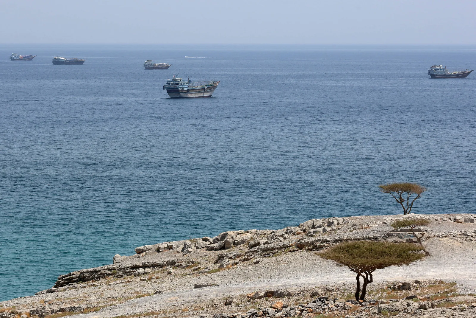 Golfo perde rotas de petróleo enquanto ataques elevam custo da energia