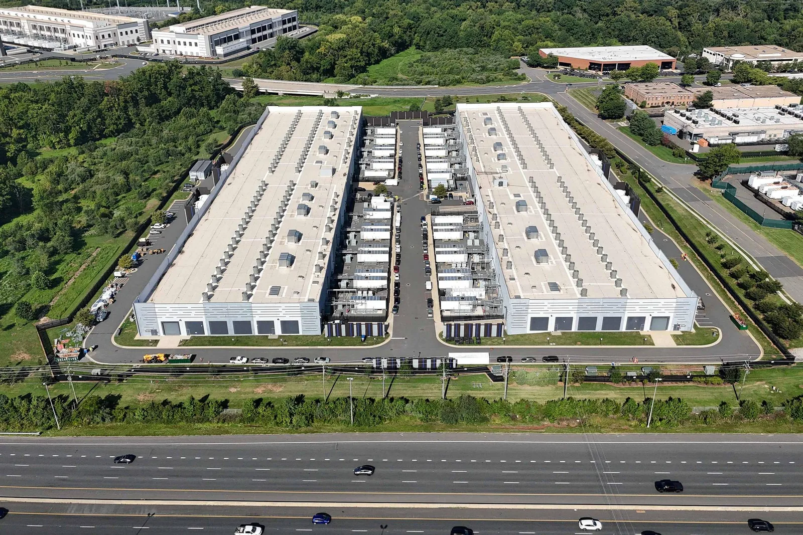 Data centers devem elevar custos anuais de eletricidade nos EUA em até US$ 30 bilhões
