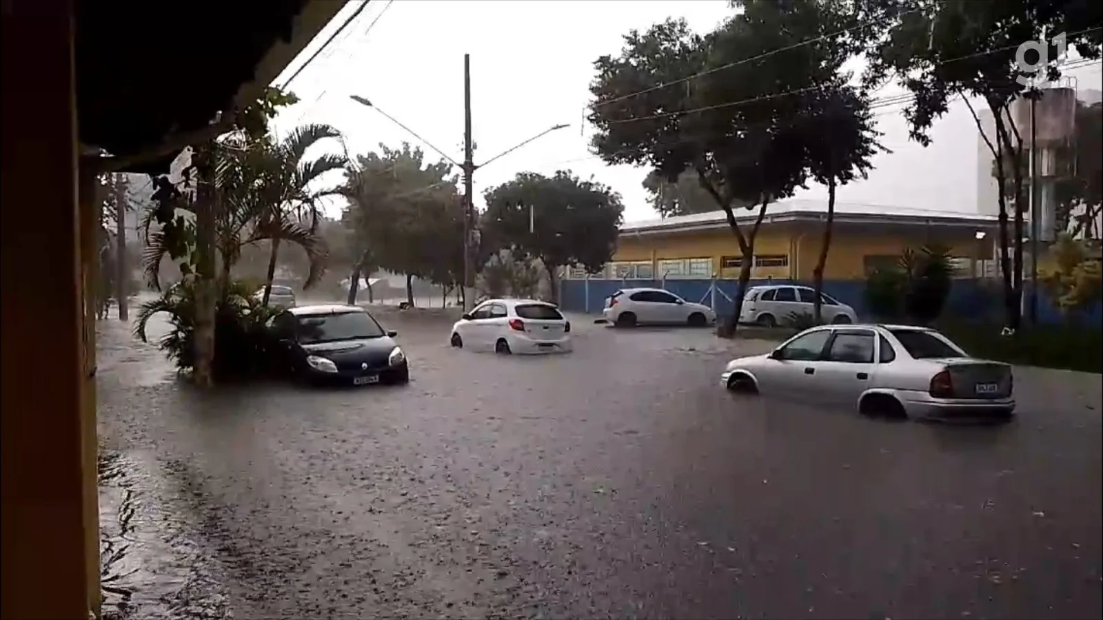 Chuva chega a 76 milímetros em São Sebastião nas últimas 24 horas