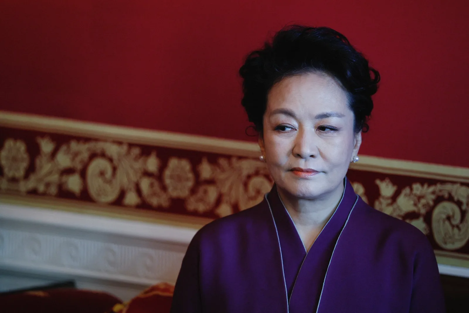 Peng Liyuan combina diplomacia cultural e exposição controlada nos EUA