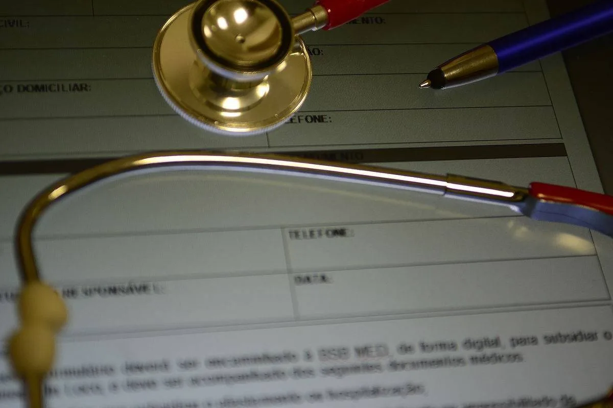 Lucro das operadoras de planos de saúde recua 12% no segundo trimestre