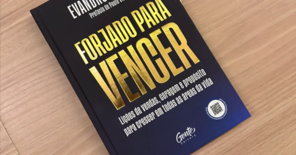 Evandro Alonso reúne erros e recomeços em livro sobre carreira