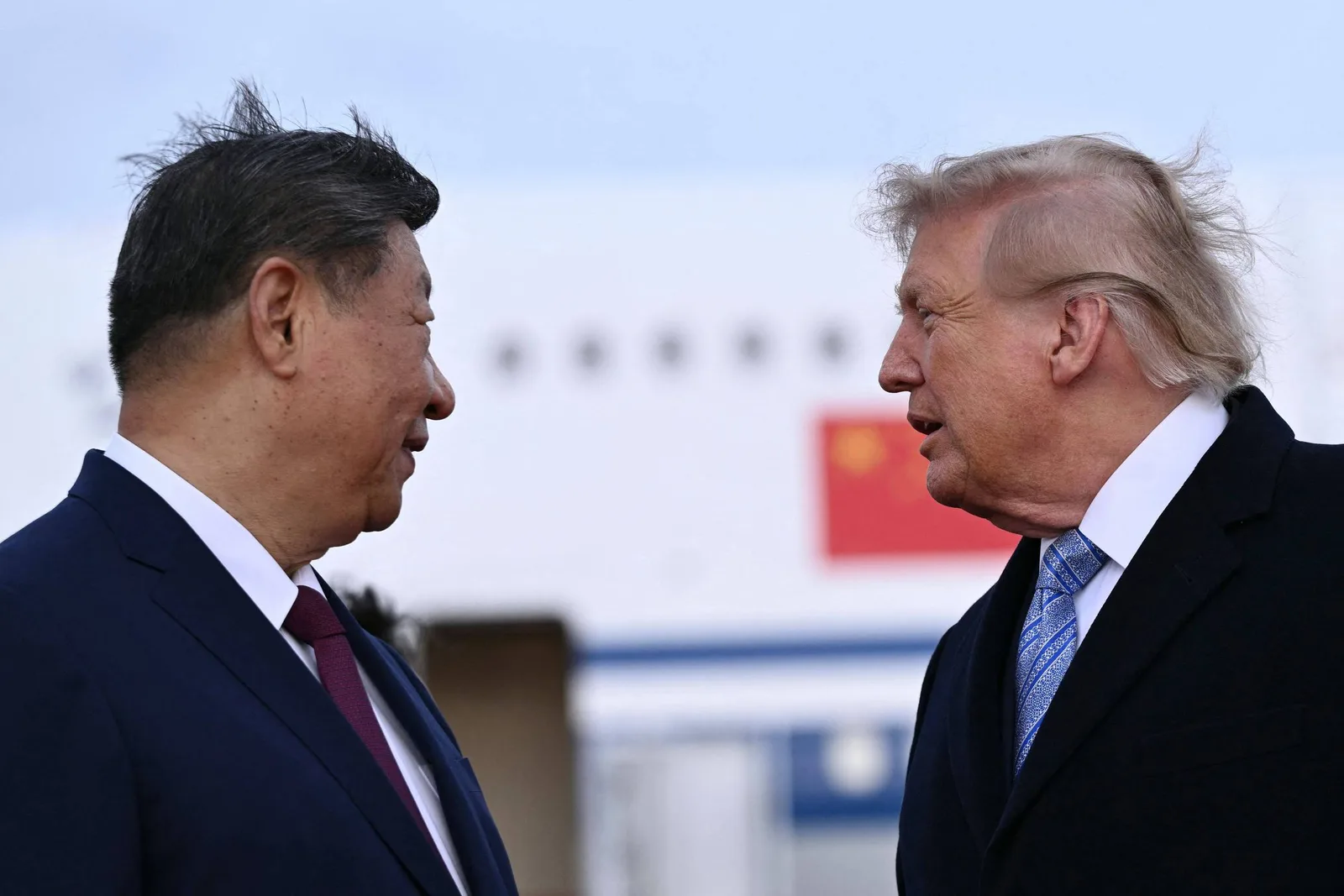 Trump prevê debate sobre inteligência artificial em encontro com Xi