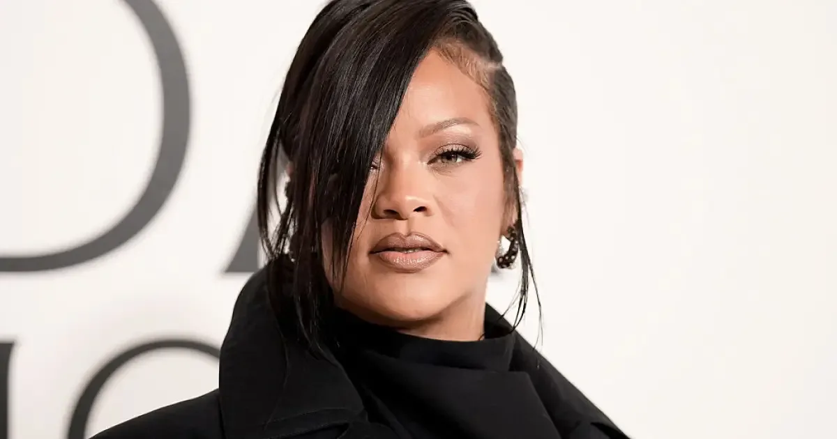 Rihanna diz guardar pelo menos 170 músicas ainda não lançadas