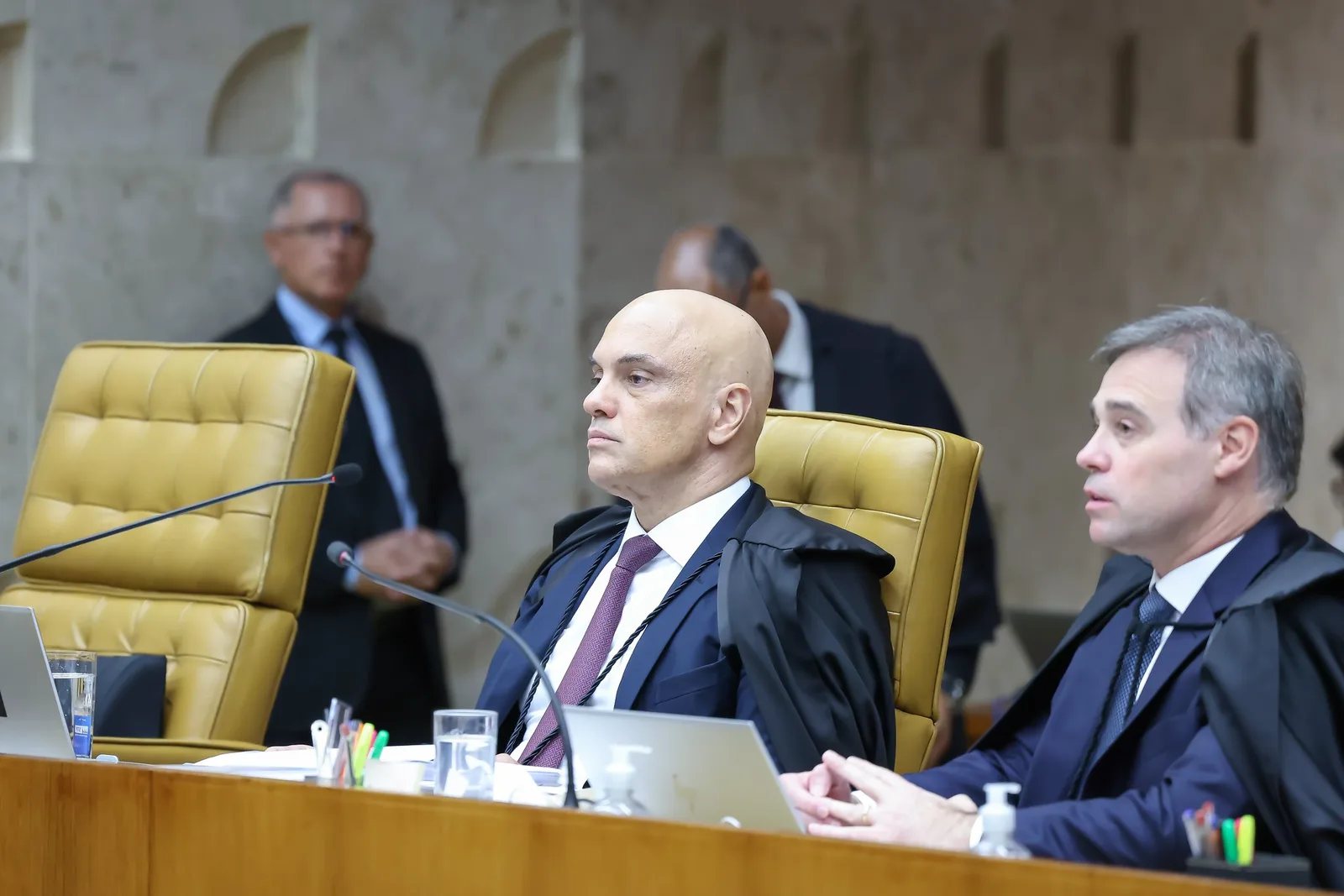 Fachin ainda decidirá sobre sigilo de investigação ligada a Vorcaro