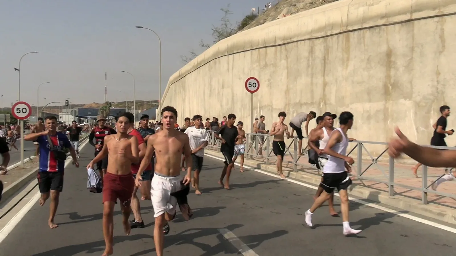 Investigação espanhola apura papel do Marrocos na entrada de migrantes em Ceuta