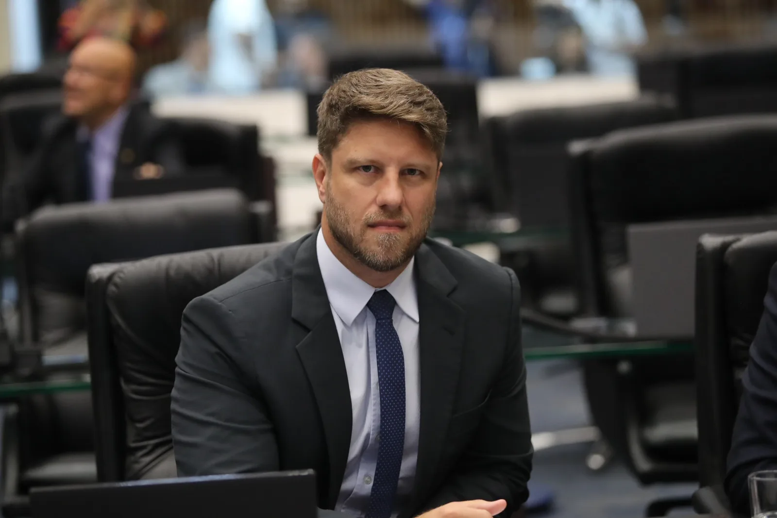 Requião Filho promete reduzir burocracia para empresas no Paraná