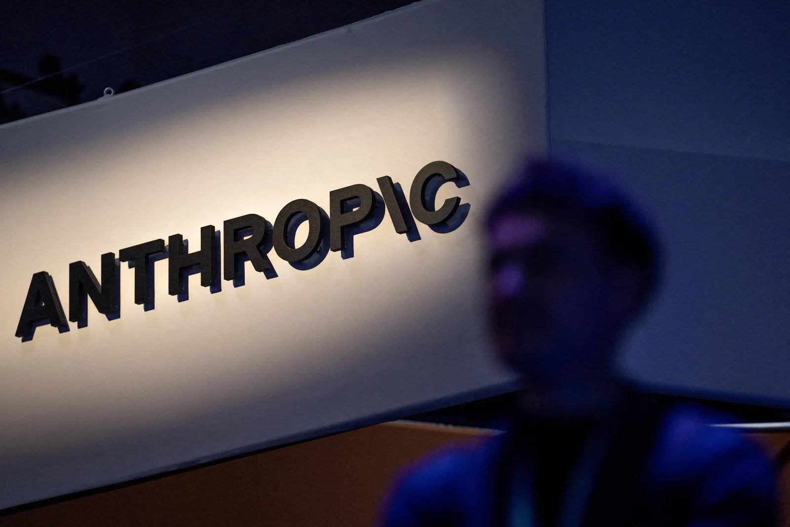 Anthropic alertará investidores sobre riscos extremos da inteligência artificial
