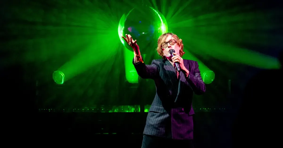 Jarvis Cocker diz que lucro pode degradar a música pop