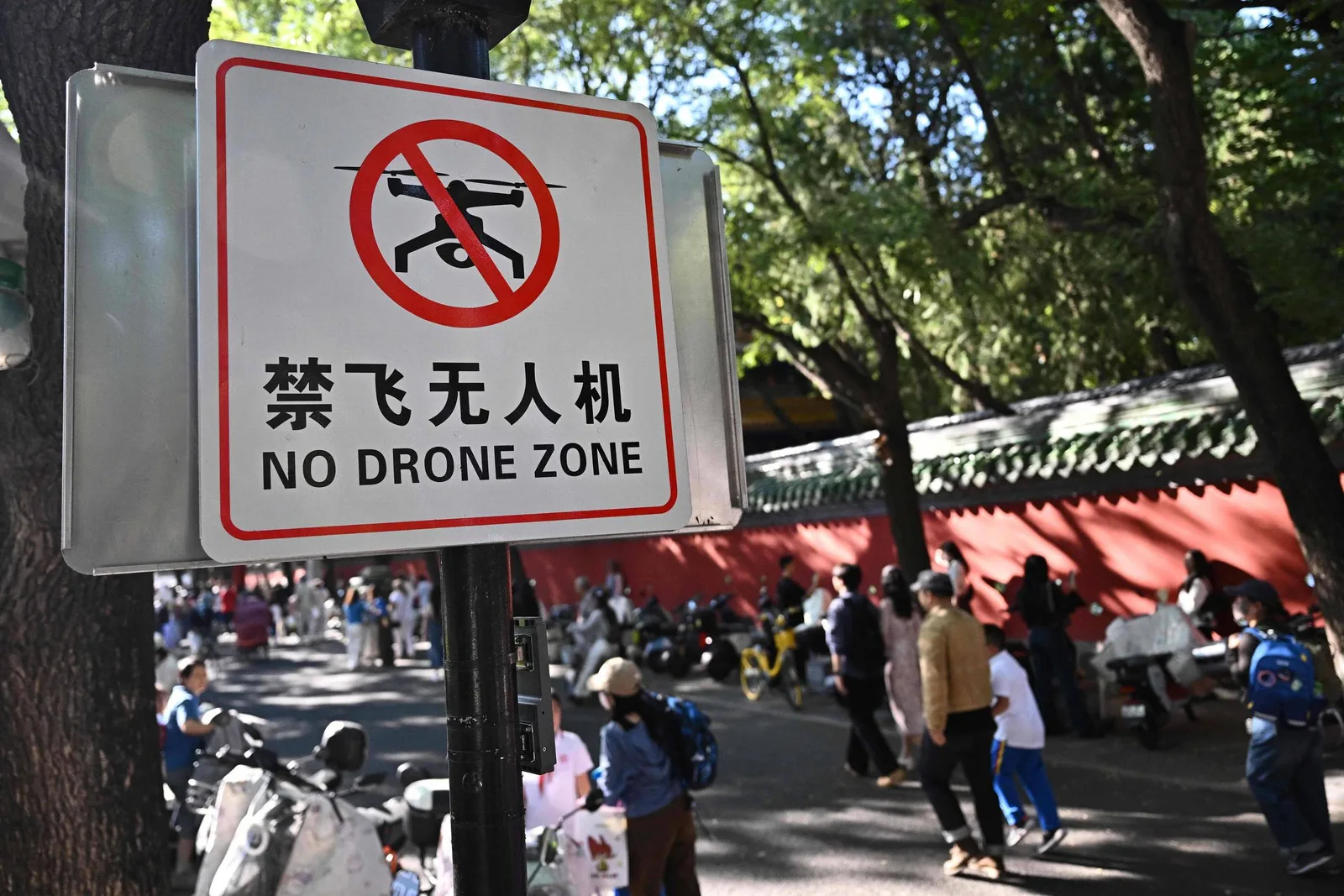 Pequim oferece até 3.000 yuans por drones cadastrados antes de novas regras