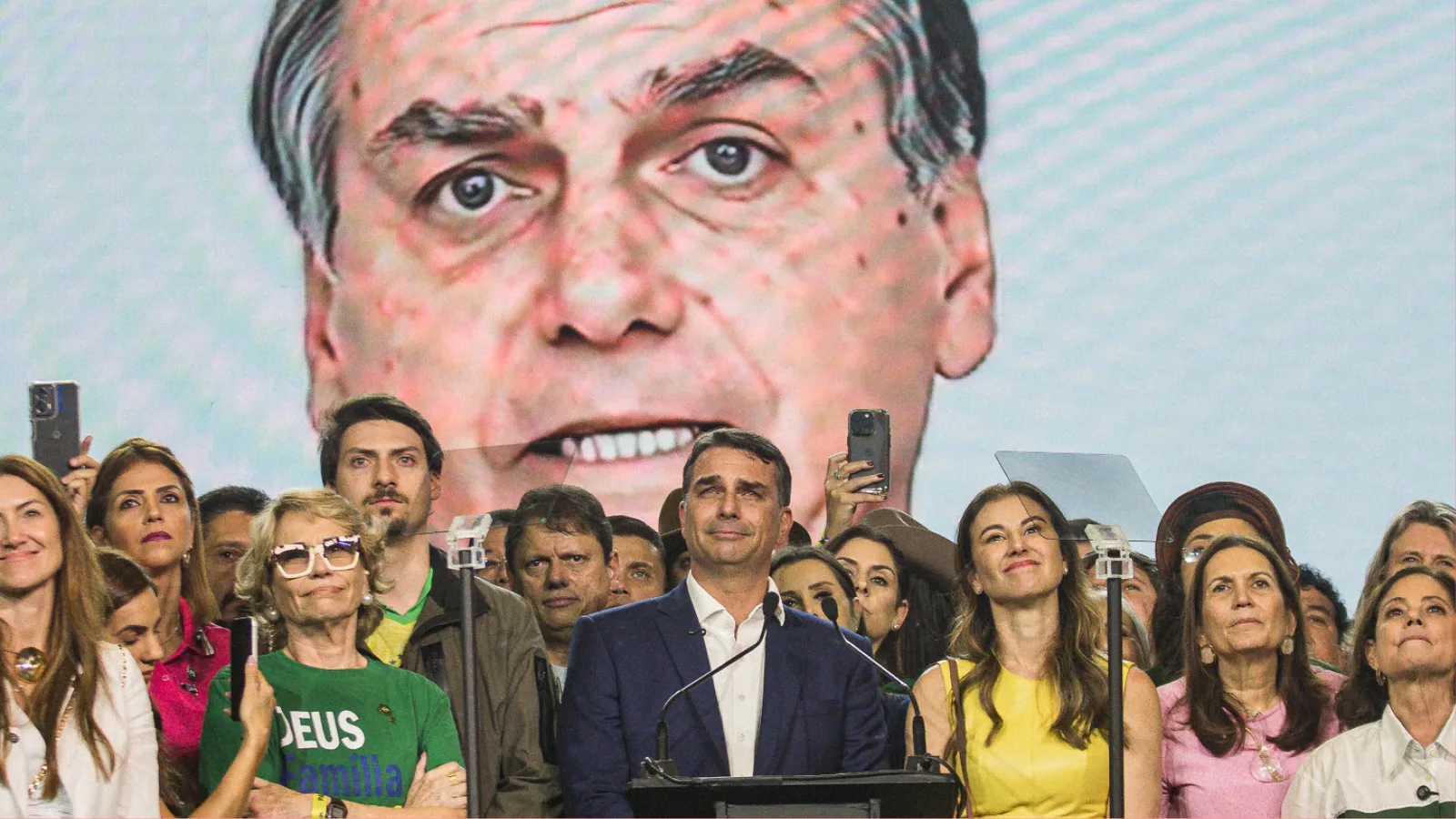 Semer defende ajustes no STF e rejeita mudança constitucional proposta por Flávio