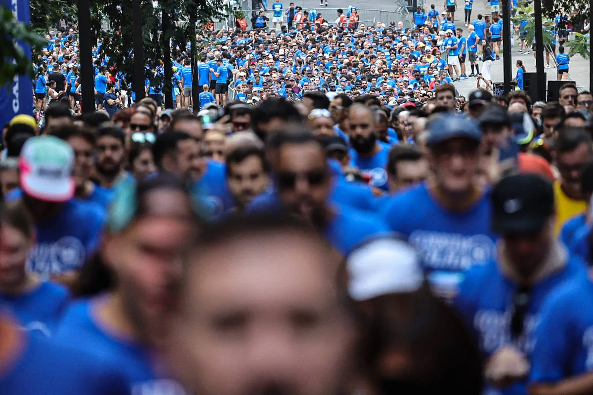 Dor persistente durante a corrida exige avaliação e ajuste no treino