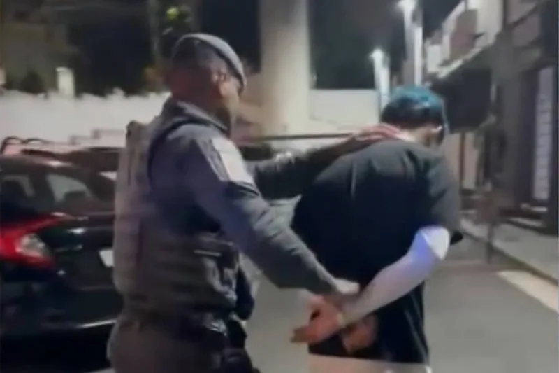 Polícia Civil pede prisão preventiva de homem detido em praça na zona oeste