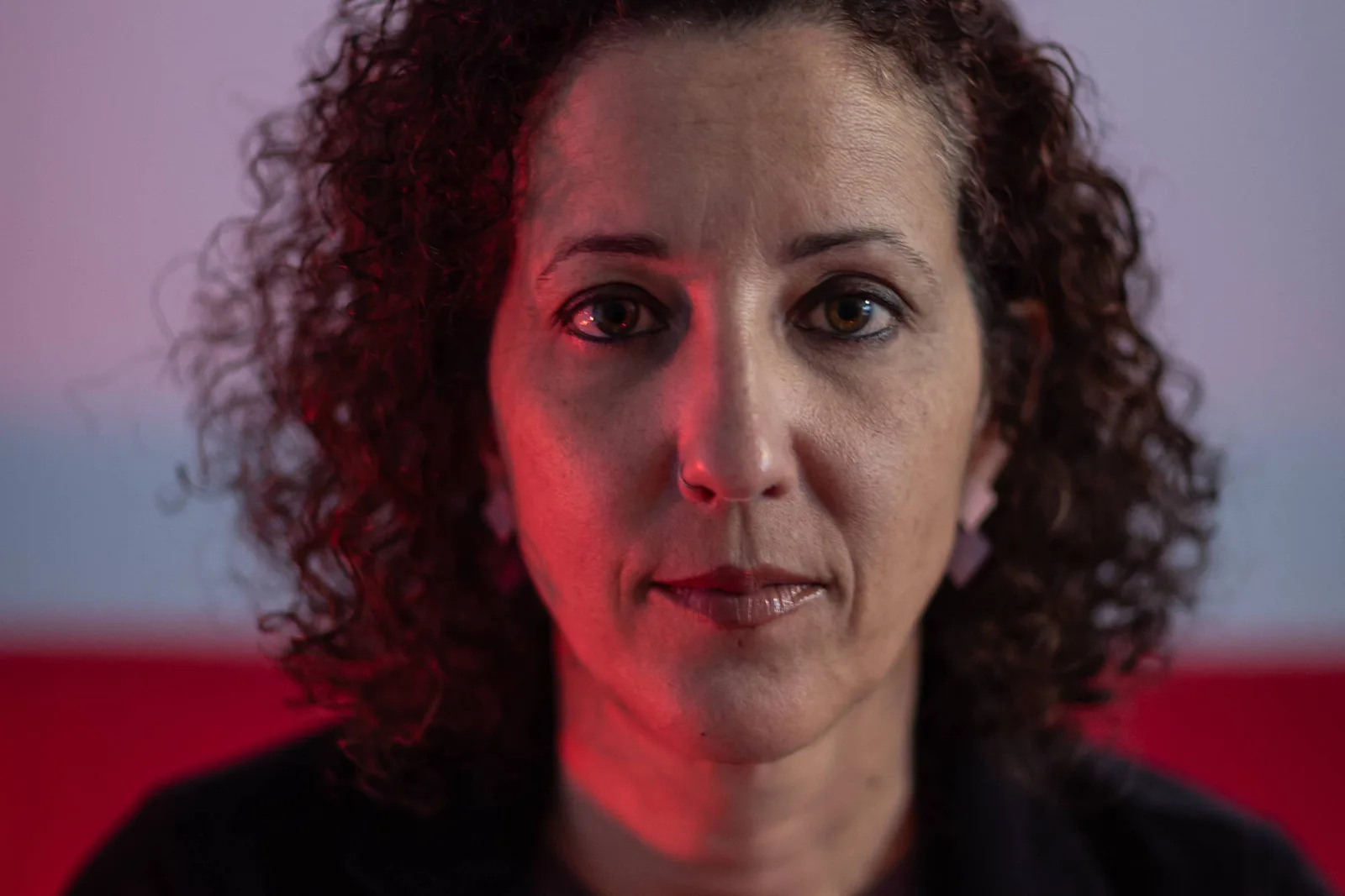 Letícia Cesarino vê plataformas como ambientes que favorecem o extremismo