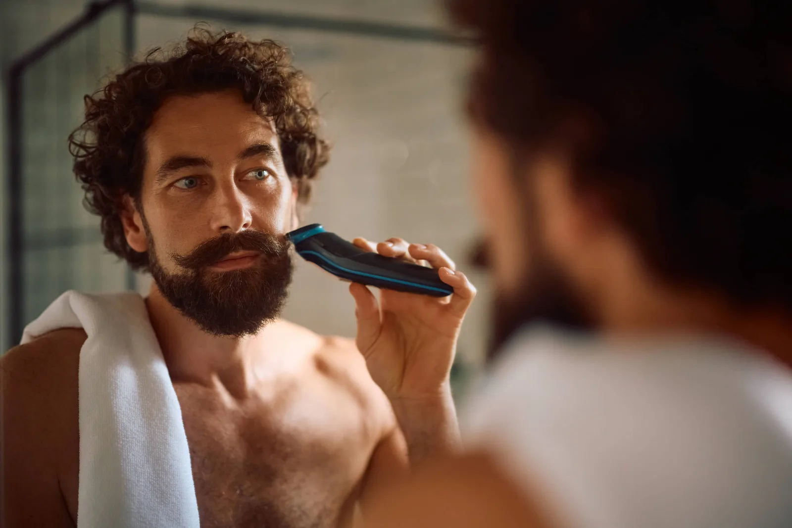 Secagem e hidratação ajudam a preservar a saúde da barba