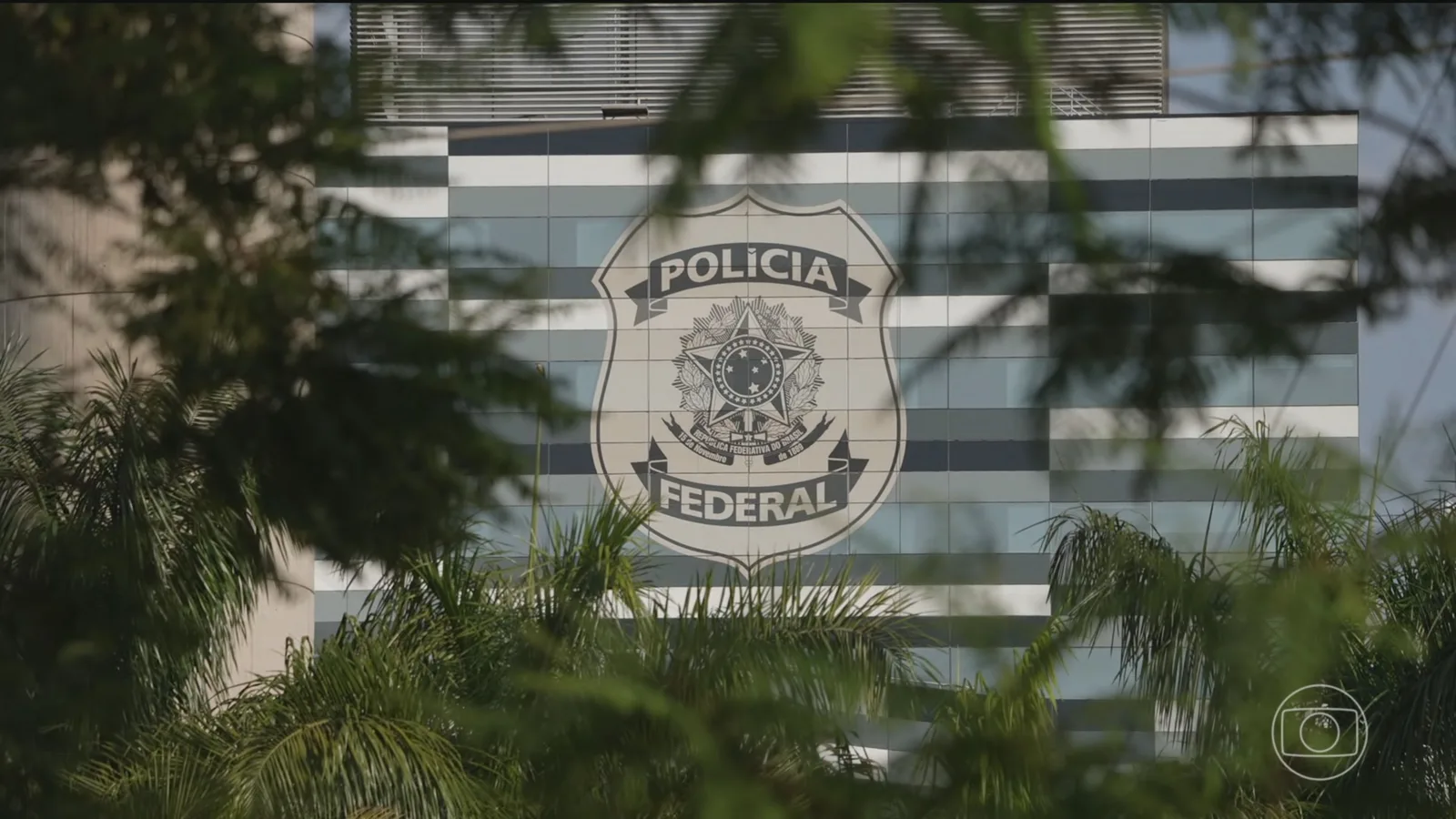 AGU pede a Fachin suspensão do afastamento de Andrei Rodrigues da PF