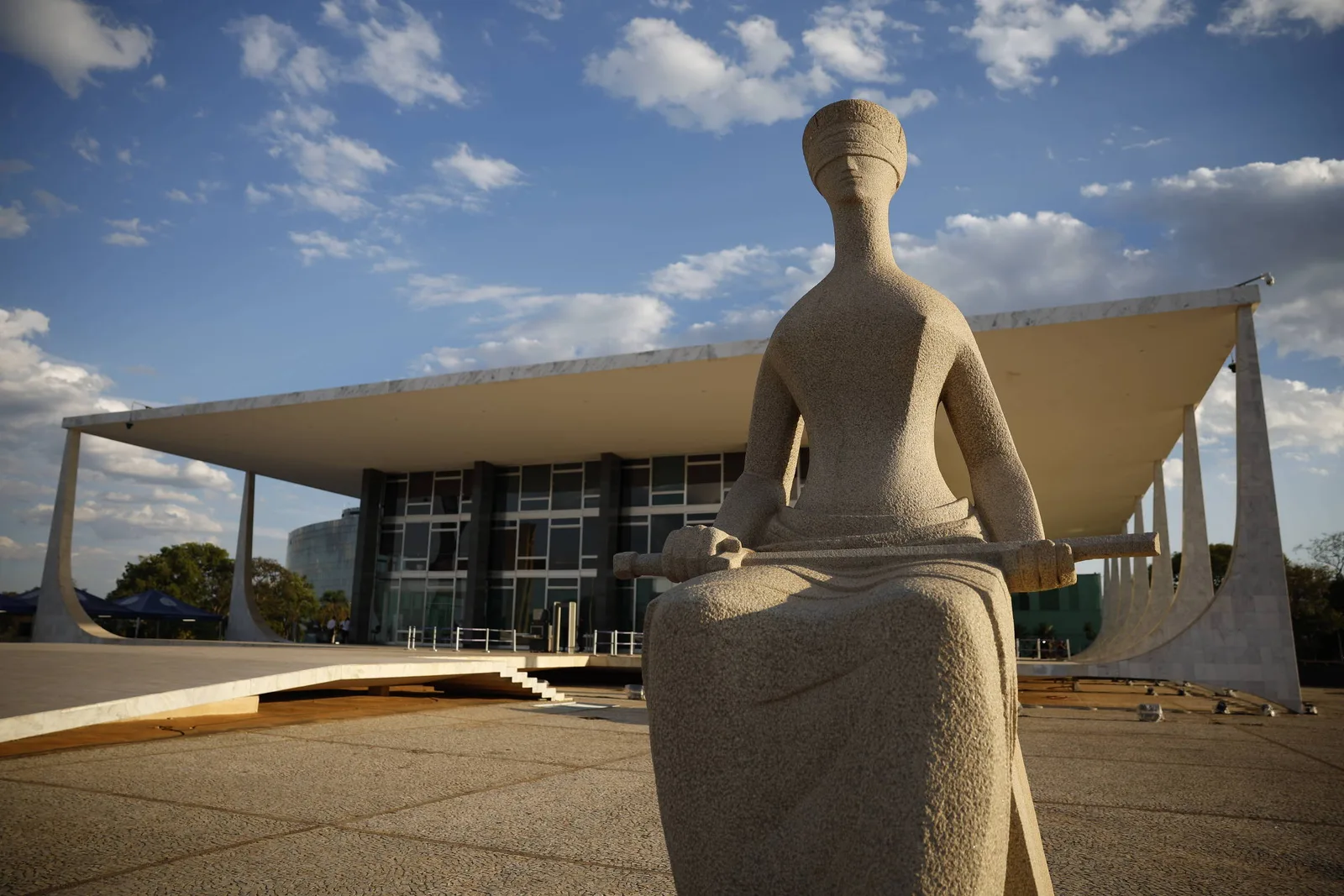 STF interrompe análise sobre reajustes por idade em contratos antigos de planos